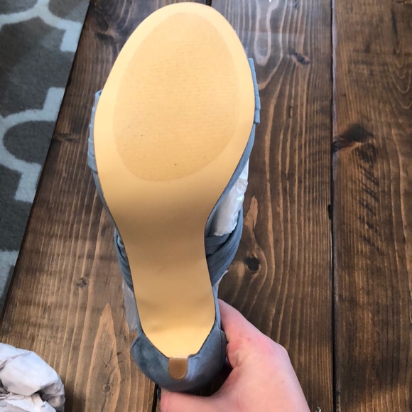 JustFab Heels - Picture 3 of 7